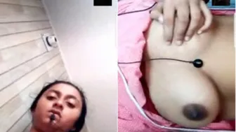 Horny Girl Flashing Boobs And Touching Herself On Video Call