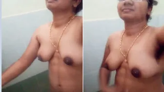 Horny Indian Bhabhi Filming Herself Naked In The Shower Alone