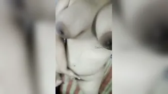 Busty Desi Girl Fingering Herself Recording Private Selfie