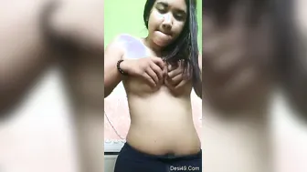 Cute GF Flashing Her Perky Tits In Private Video Clip