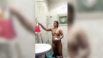 Telugu Bhabhi Filming Her Naked Body For Secret Lover At Home