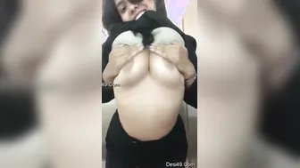 Pretty Indian Girl Flashing Her Breasts On Private Video