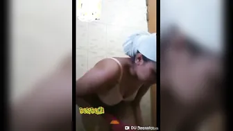 My GF Bathing And Teasing Me On Our Video Call Tonight