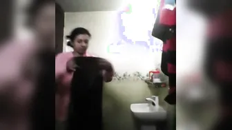 Desi Girl Getting Dressed After Shower Caught On Camera