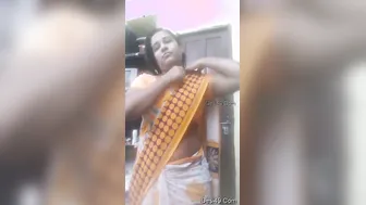 Married Bhabhi Stripping Naked Showing Everything On Camera