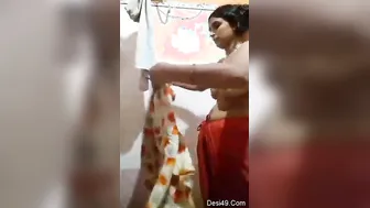 Horny Married Indian Bhabhi Soaping Her Body In Bathroom Secretly