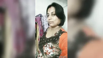 Married Indian Bhabhi Getting Fucked Hard By Lover At Home