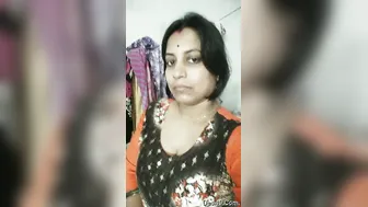 Married Indian Bhabhi Getting Fucked Hard By Lover At Home