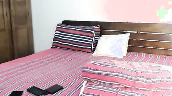 Sexy Babe Stripping And Playing With Herself On Live Cam