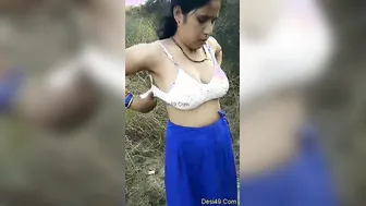 Married Bhabhi Getting Dressed After Fucking Her Secret Lover