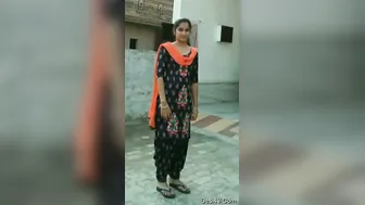 My GF Showing Her Boobs And Pussy Just For Me Tonight