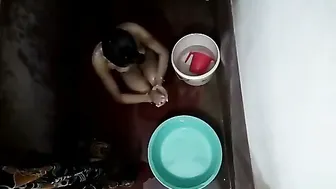 Hidden Cam Catches Innocent Girl Bathing Showing Everything