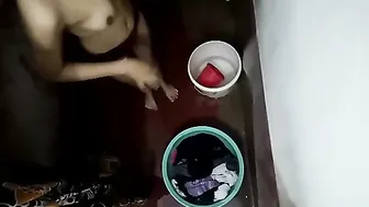 Hidden Cam Catches Innocent Girl Bathing Showing Everything