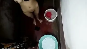 Hidden Cam Catches Innocent Girl Bathing Showing Everything