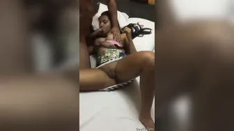 Amateur Couple Enjoying Blowjob Session And Fingering Her Wetness