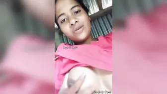 Bangla GF Showing Her Boobs And Pussy On Video Call
