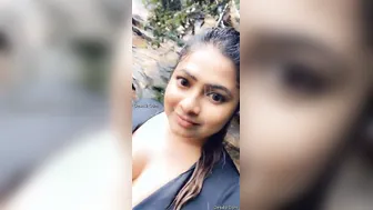 Hot Desi GF Exposing Her Perfect Boobs For The Camera