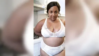 Big Titted Nri GF Flaunting Her Huge Natural Assets