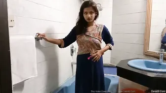 Desi Babe Taking A Hot Bath Letting Me Watch Her Wet Naked Body