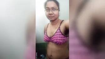 Desi Aunty Stripping Bikini Revealing Her Naked Curves At Home