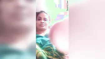 Married Bhabhi Showing Off Her Massive Tits And Shaved Pussy