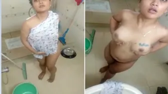Sexy Nri Girl Filming Herself Naked In The Shower For Him