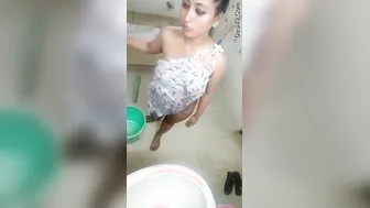 Sexy Nri Girl Filming Herself Naked In The Shower For Him