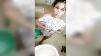 Sexy Nri Girl Filming Herself Naked In The Shower For Him