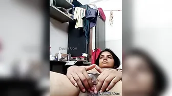My GF Spreading Her Pussy Wide On Video Call For Me