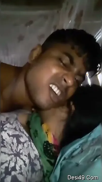 Village Couple Fucking Hard At Home Moaning Loud Enjoying Deeply