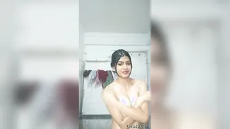 Desi Wife Caught Bathing And Touching Herself In The Bathroom