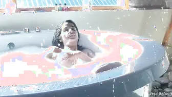 Desi GF Taking Nude Shower Soaking Her Sexy Body Wet