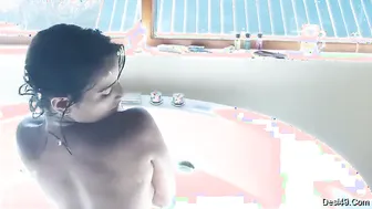 Desi GF Taking Nude Shower Soaking Her Sexy Body Wet