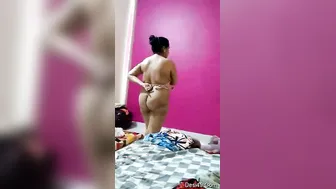 Horny Indian Aunty Getting Fucked Hard After Stripping Naked