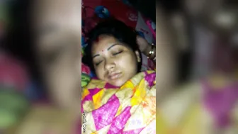 Indian Wife Getting Her Pussy Fingered And Tits Squeezed By Hubby