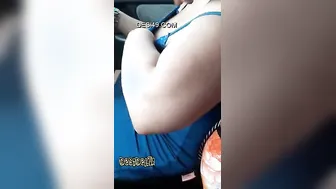Desi Gf Pressing Her Soft Boobs While Riding In Backseat Of Car