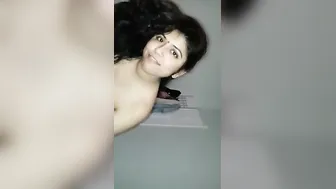 Beautiful Bhabhi Looking Gorgeous While Posing Naked For Me