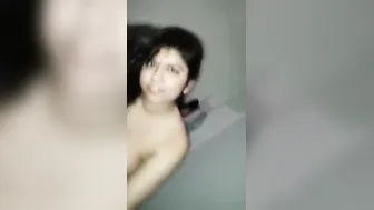 Beautiful Bhabhi Looking Gorgeous While Posing Naked For Me