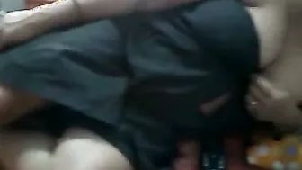 Mature Married Bhabhi Teasing And Showing Off Her Sexy Body