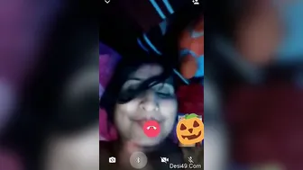 Horny Indian Teacher Flashing Her Tits On Private Video Call