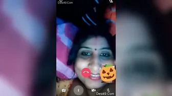 Horny Indian Teacher Flashing Her Tits On Private Video Call
