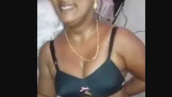 Mallu Wife Showing Off Her Curves To Hubby In Bedroom Secretly
