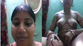 Sexy Bhabhi Stripping Naked Showing Big Tits And Pussy Tease