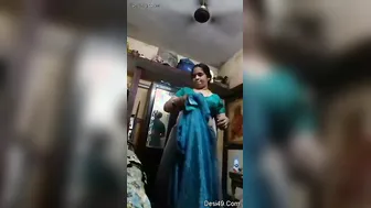 Married Bhabhi Caught Changing Revealing Her Body On Camera