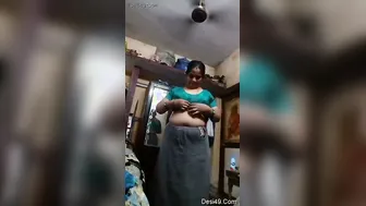 Married Bhabhi Caught Changing Revealing Her Body On Camera