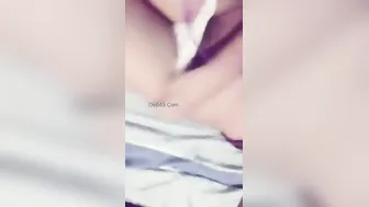 Desi Babe Dropping Her Top Revealing Those Natural Curves