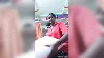 Desi Babe Changing Clothes After Shower Caught On Camera