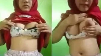 Covered Teen Fingering Herself For Me In Private Video Call