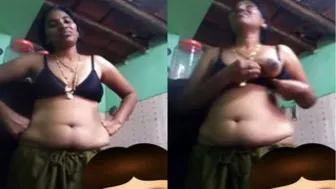 Mallu Married Woman Flashing Her Big Boobs On Video Call Now