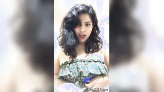Village Girl Showing Off Her Massive Boobs In Private Video